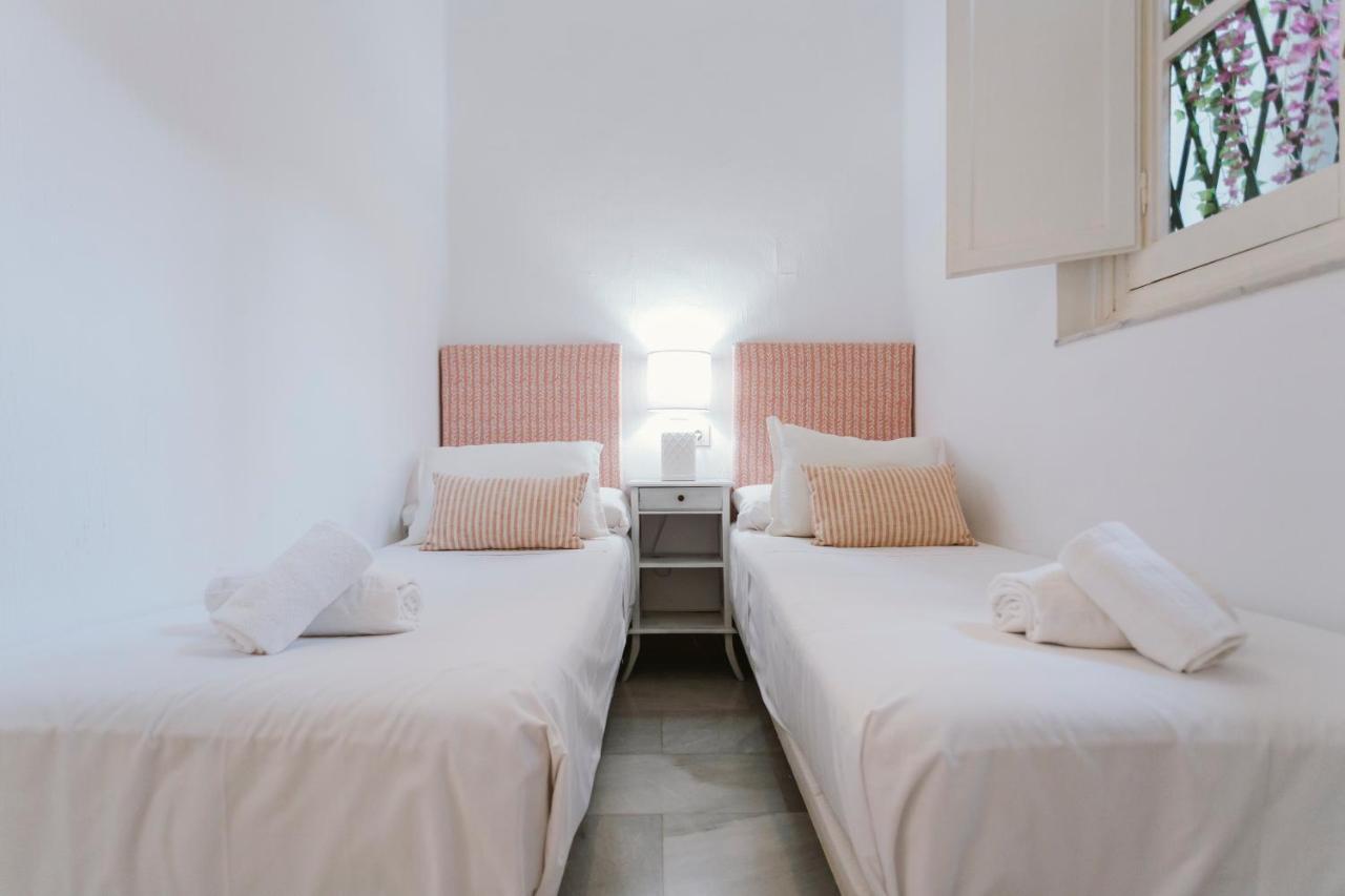 Ferienwohnung Bright And Cozy-1Bd 1Bth & 2Bd 1Bth- La Giralda Sevilla Exterior foto