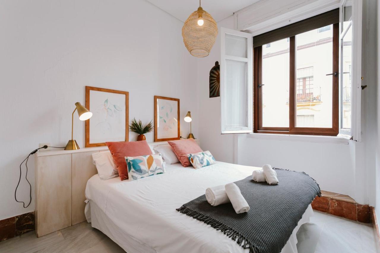 Ferienwohnung Bright And Cozy-1Bd 1Bth & 2Bd 1Bth- La Giralda Sevilla Exterior foto